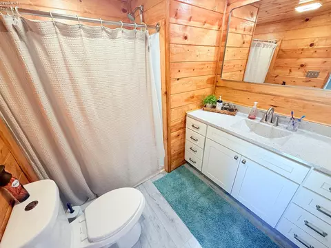 Bath - 1600 N Buck Rd #6, Marblehead, OH 43440 photo 4 of 4