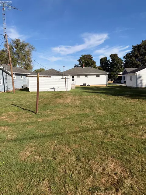 39 Cherry St, Tiffin, OH 44883 photo 32