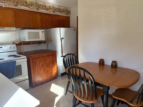 39 Cherry St, Tiffin, OH 44883 photo 4