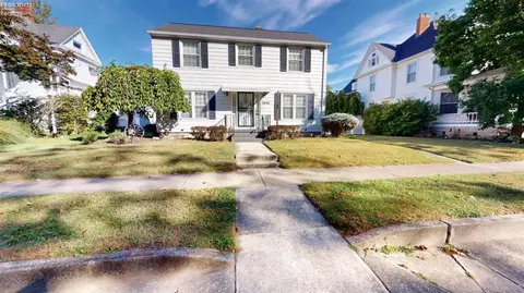 1342 Mcpherson Blvd, Fremont, OH 43420