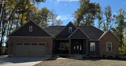 38 Whitefield Blvd, Norwalk, OH 44857