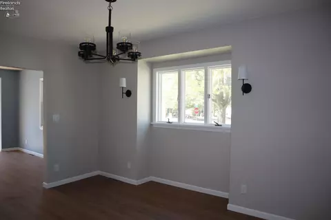 29 Corwin St, Norwalk, OH 44857 photo 8