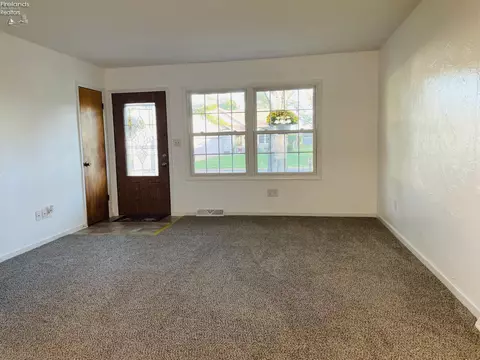 4201 Fox Ave, Clyde, OH 43410 photo 10