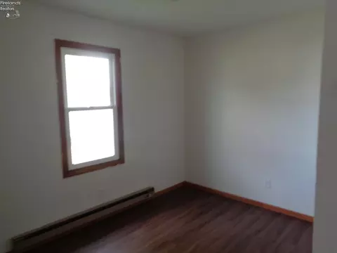 Bedroom - 590 W Emerald St, Willard, OH 44890 photo 2 of 2