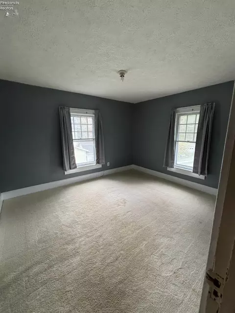 Bedroom - 606 Park St, Willard, OH 44890 photo 1 of 5