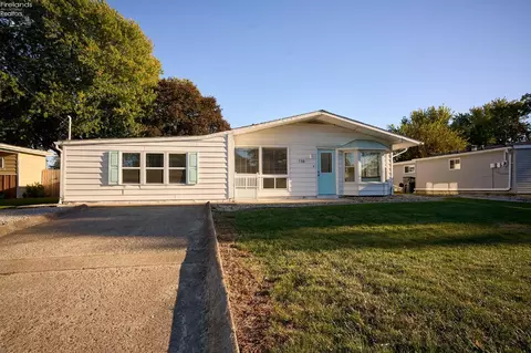116 Douglas Dr, Sandusky, OH 44870