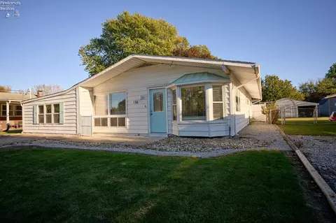 116 Douglas Dr, Sandusky, OH 44870 photo 4