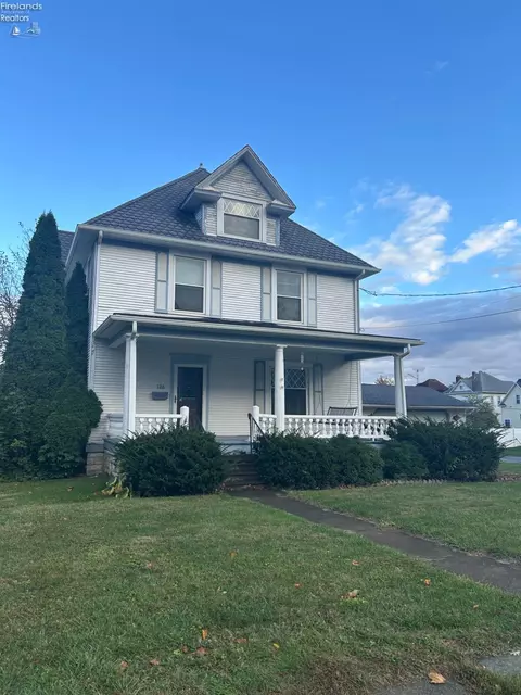 126 Greenwood Hts, Bellevue, OH 44811