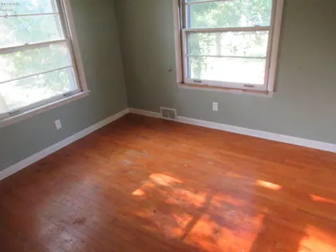 Bedroom - 710 Ash St, Willard, OH 44890 photo 1 of 4