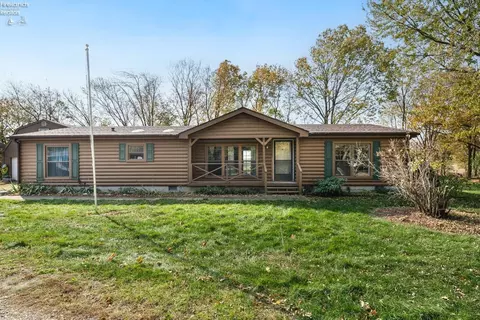 70 Niese Pl, Put In Bay, OH 43456