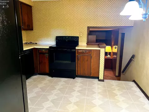 3719 Hoffman, Sandusky, OH 44870 photo 19