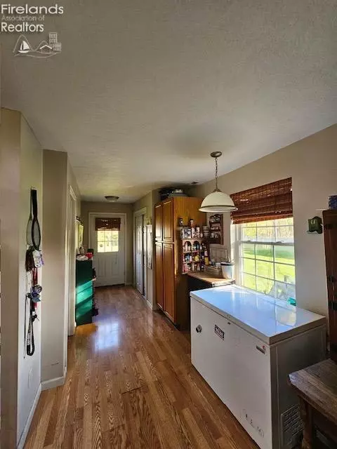 1910 Wenz Rd, Wakeman, OH 44889 photo 9