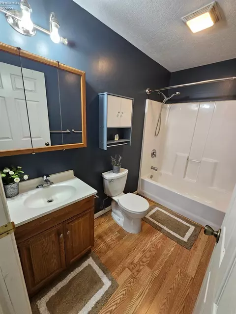 1910 Wenz Rd, Wakeman, OH 44889 photo 12