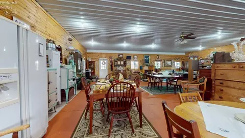 Dining - 4625 Us Hwy 224 W, Willard, OH 44890 photo 6 of 6
