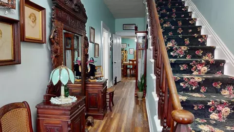 Entry Way - 4625 Us Hwy 224 W, Willard, OH 44890 photo 4 of 5