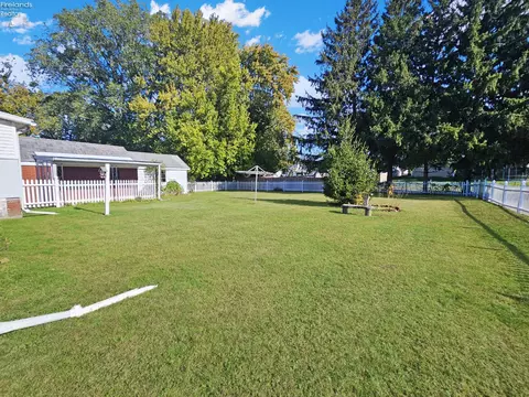 248 Ott St, Clyde, OH 43410 photo 15