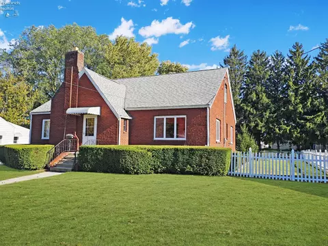 248 Ott St, Clyde, OH 43410 photo 3