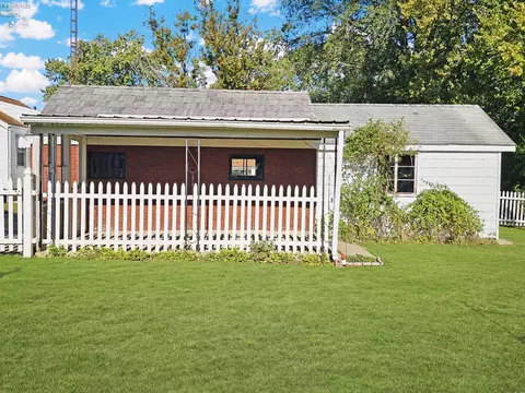 248 Ott St, Clyde, OH 43410 photo 11