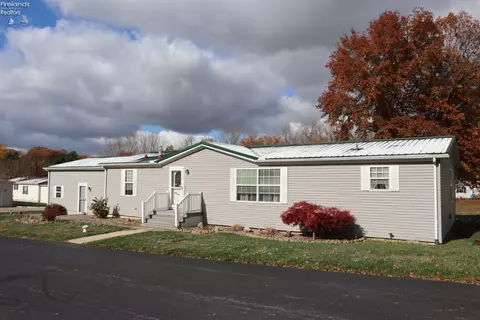 2 Scarlett Queen Dr, Norwalk, OH 44857