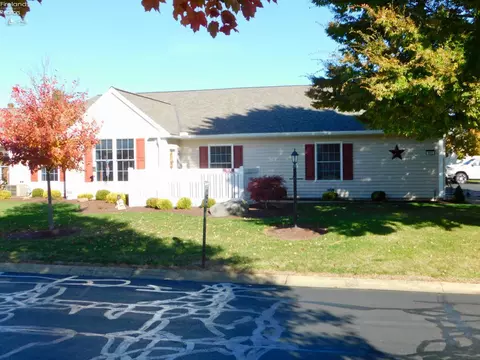 19 E Deer Track Trl, Norwalk, OH 44857