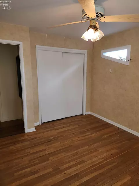 Bedroom - 542 Berlin Rd, Huron, OH 44839 photo 9 of 14