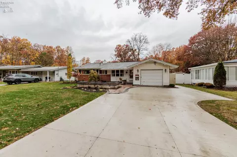 98 Eastwood Dr, Norwalk, OH 44857