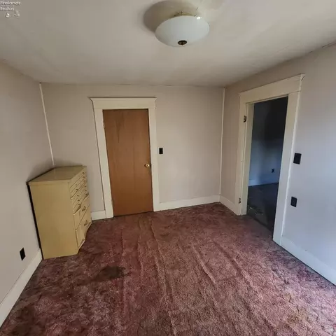 Bedroom - 410 Keefer St, Willard, OH 44890 photo 3 of 4