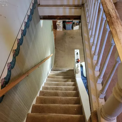 Entry Way - 410 Keefer St, Willard, OH 44890 photo 1 of 2
