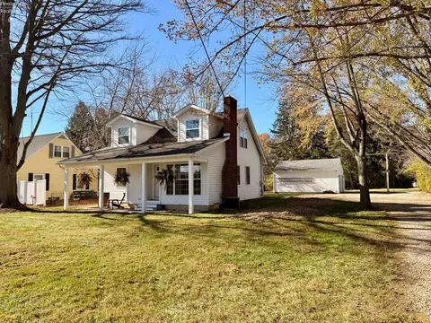 1722 Morrison Rd, Fremont, OH 43420