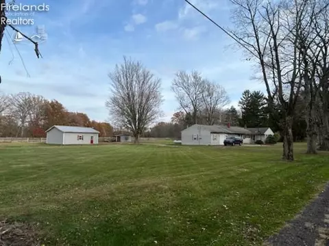 Exterior - 3876 Townsend Angling Rd, Collins, OH 44826 photo 1 of 8