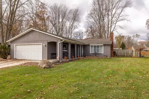 6522 Miller Dr, North Ridgeville, OH 44039