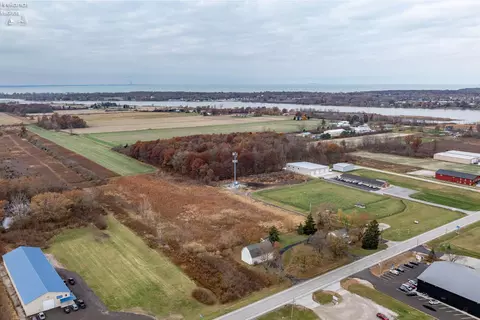 View/Area - 360 S Bridge Rd, Marblehead, OH 43440 photo 8 of 13