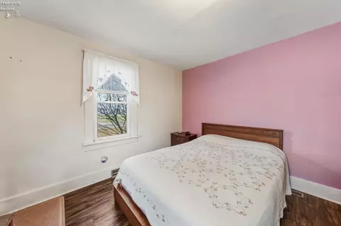 Bedroom - 360 S Bridge Rd, Marblehead, OH 43440 photo 11 of 11