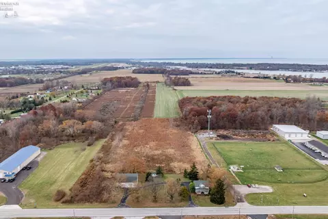 View/Area - 360 S Bridge Rd, Marblehead, OH 43440 photo 7 of 13