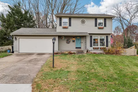4611 Kingsley Cir, Sandusky, OH 44870