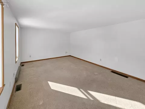 827 W Maple St, Clyde, OH 43410 photo 10