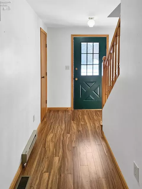 827 W Maple St, Clyde, OH 43410 photo 7