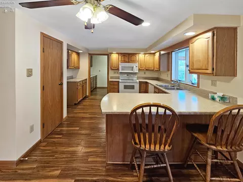 827 W Maple St, Clyde, OH 43410 photo 16