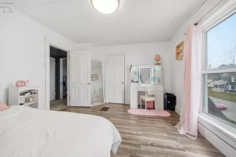 Bedroom - 316 Maplewood St, Willard, OH 44890 photo 6 of 8