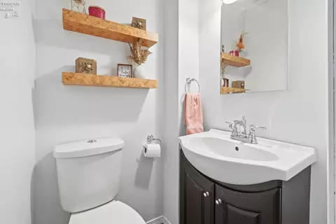Bath - 316 Maplewood St, Willard, OH 44890 photo 1 of 2