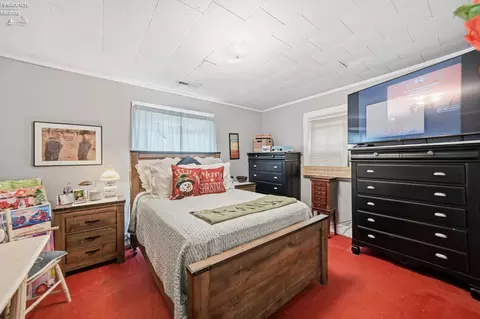 Bedroom - 316 Maplewood St, Willard, OH 44890 photo 7 of 8