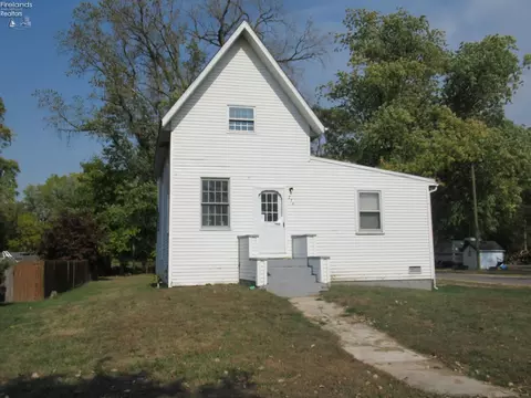 234 Charlotte St, Tiffin, OH 44883