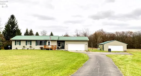 2860 Derussey Rd, Collins, OH 44826