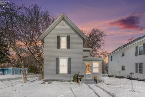 135 W Grant St, Clyde, OH 43410