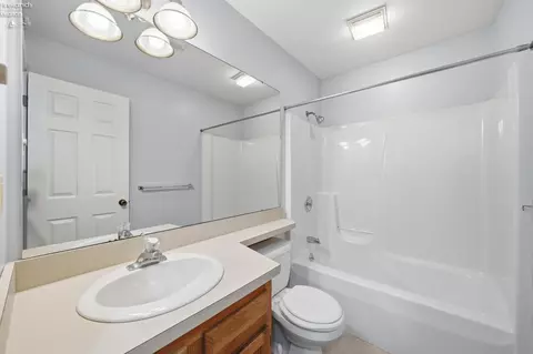 1002 Brittany Dr, Huron, OH 44839 photo 38