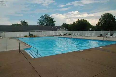 1002 Brittany Dr, Huron, OH 44839 photo 14