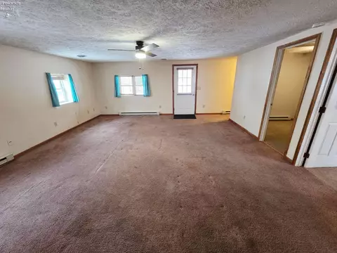 Living - 7717 Mason Rd, Sandusky, OH 44870 photo 1 of 3