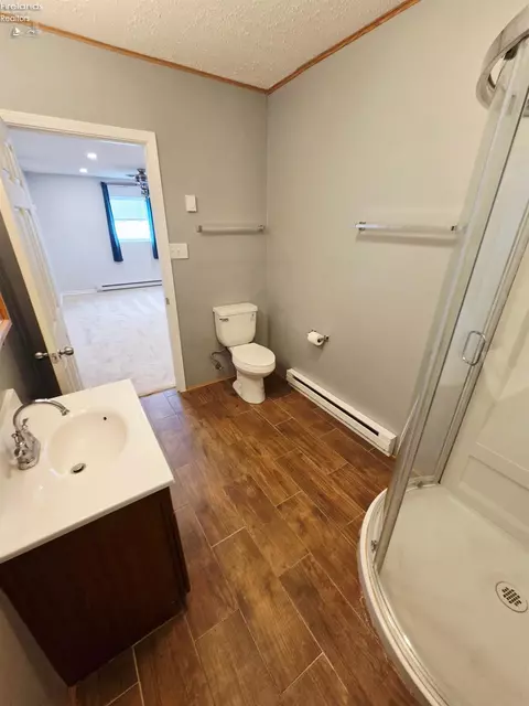 Bath - 7717 Mason Rd, Sandusky, OH 44870 photo 5 of 5