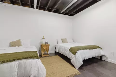 Bedroom - 5519 Manhattan Dr, Lorain, OH 44053 photo 10 of 11