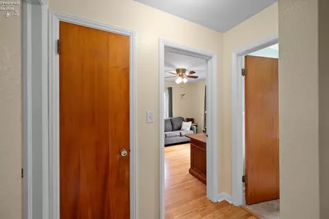 2849 Castleton, Toledo, OH 43613 photo 12